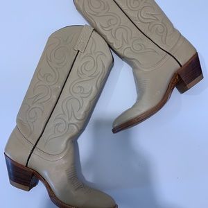 Women’s Dan post boots